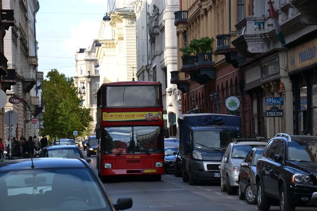Apartment Szabadsag Ter Budapesta Cameră foto