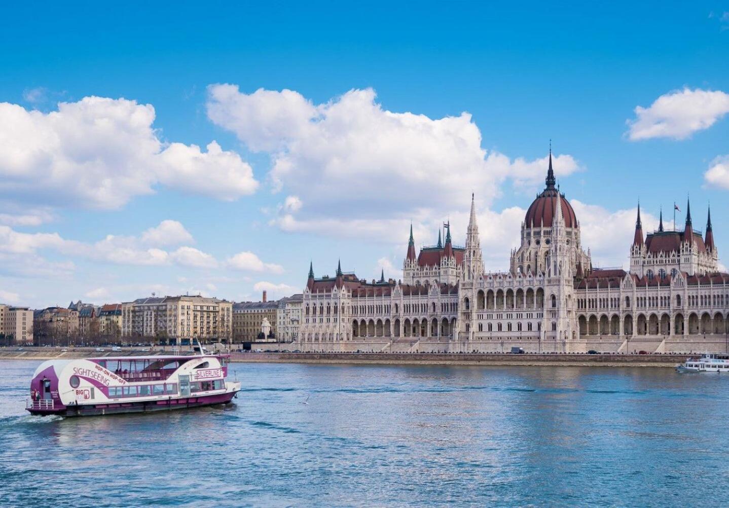 Apartment Szabadsag Ter Budapesta Exterior foto