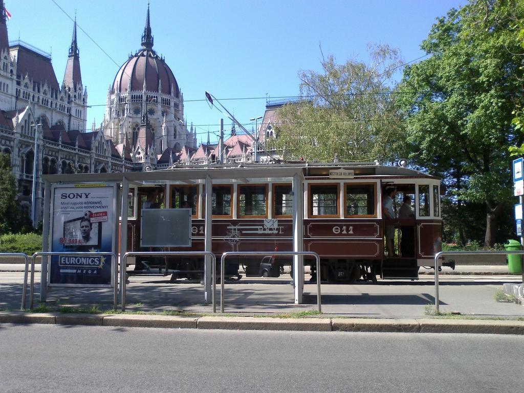 Apartment Szabadsag Ter Budapesta Exterior foto